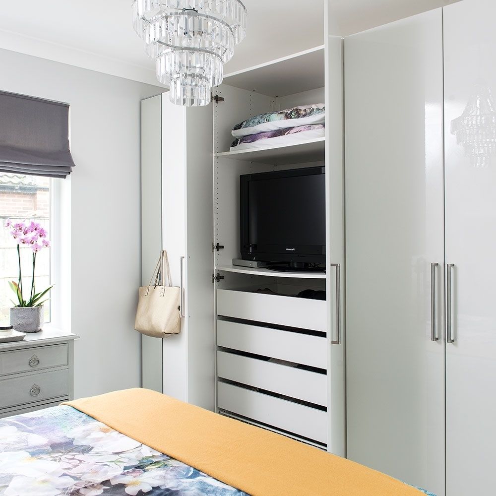 Built In Wardrobes With Tv Space Within Trendy Stylish Built In Wardrobes With Tv – Buildsimplehome (View 3 of 15)