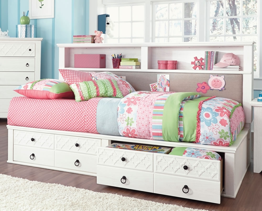 Daybeds : White Twin With Bookcase Trundle Decorated Many Cute And Throughout Favorite Daybed Bookcases (Photo 4 of 15)