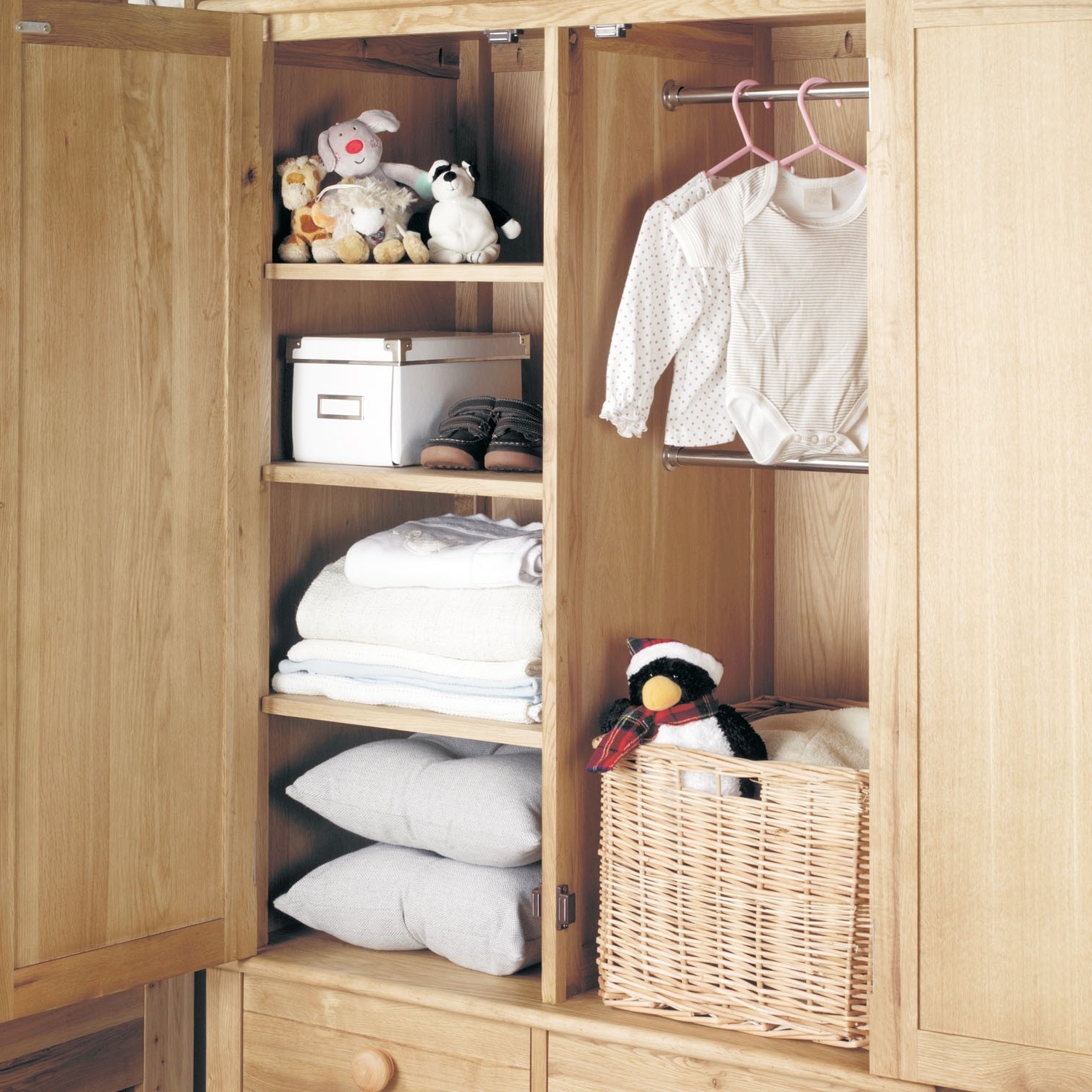 Fashionable Double Rail Childrens Wardrobes In Amelie Oak Childrens Double Wardrobe – Amelie Oak Children's (Photo 1 of 15)