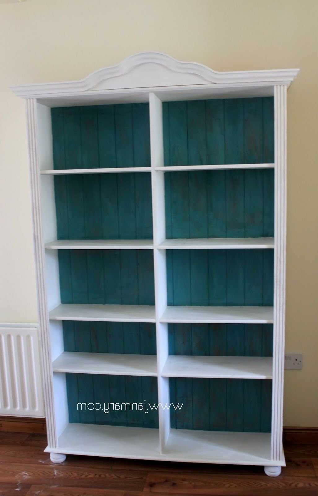 Most Popular Bookcase Makeover With Annie Sloan Chalk Paint With Regard To Painted Bookcases (View 7 of 15)