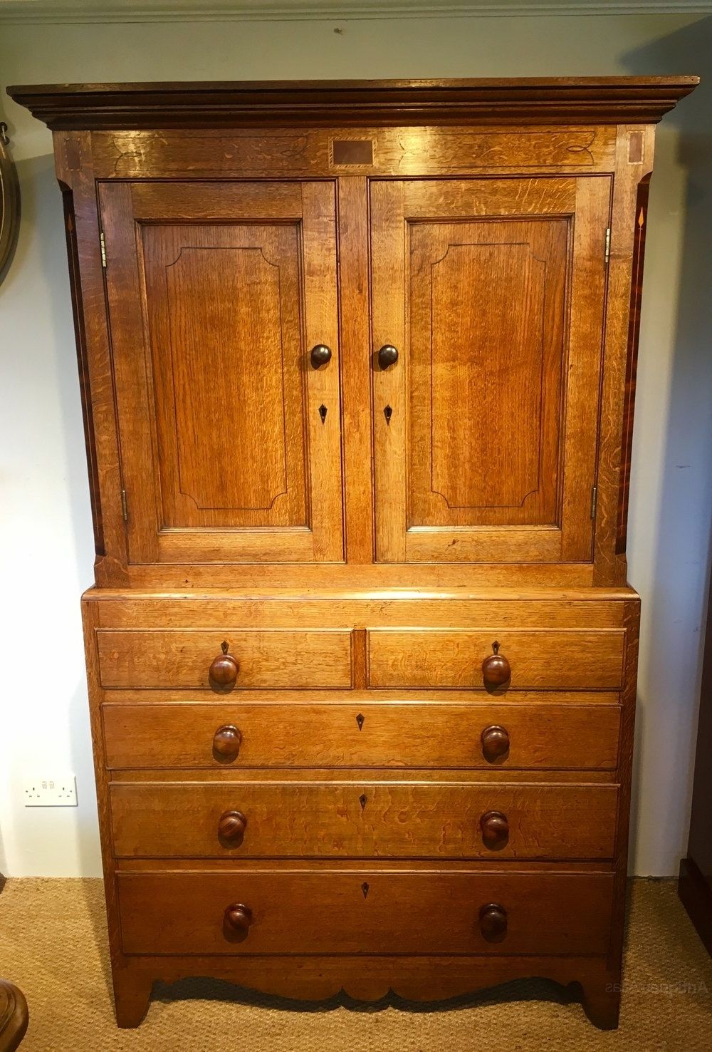 Oak Linen Press / Linen Cupboard – Antiques Atlas For Preferred Oak Linen Cupboard (View 1 of 15)
