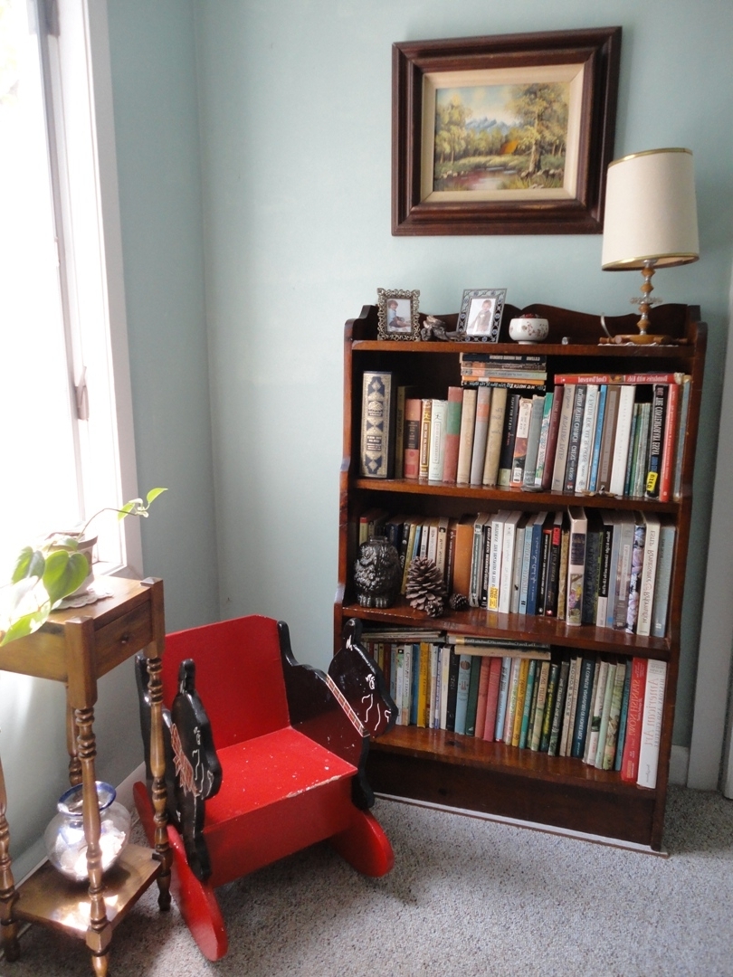 Simple Homemade Book Shelvesyour Own Creation: Minimalist Throughout Trendy Very Small Bookcases (Photo 1 of 15)