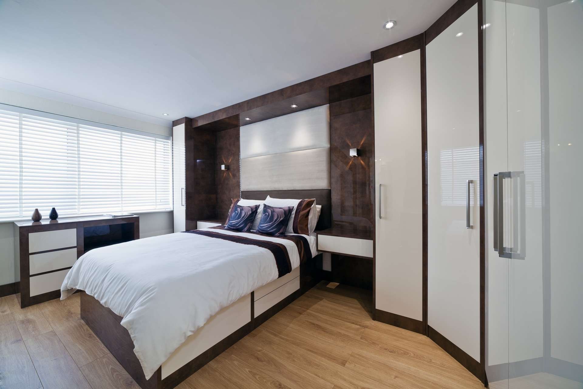 22 Fitted Bedroom Wardrobes Design To Create A Wow Moment Regarding Favorite Bedroom Wardrobes (View 9 of 15)