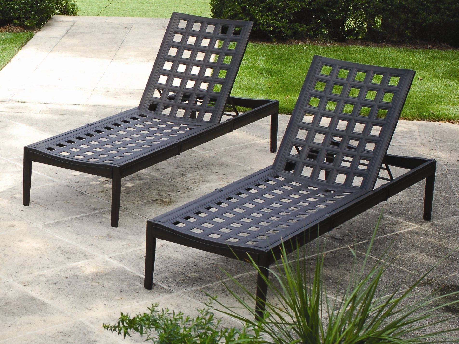 Aluminum Chaise Lounge Outdoor Chairs Within Well Known Cast Aluminum Chaise Lounge Chairs • Lounge Chairs Ideas (View 13 of 15)