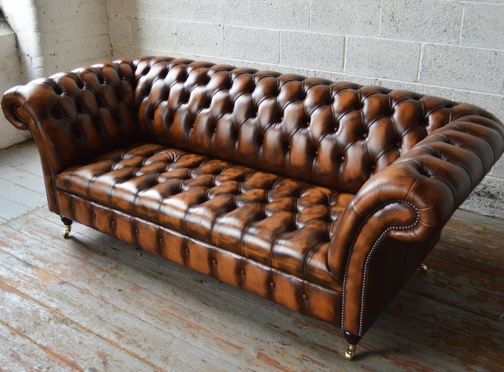 Antique Furniture In Vintage Chesterfield Sofas (View 3 of 10)