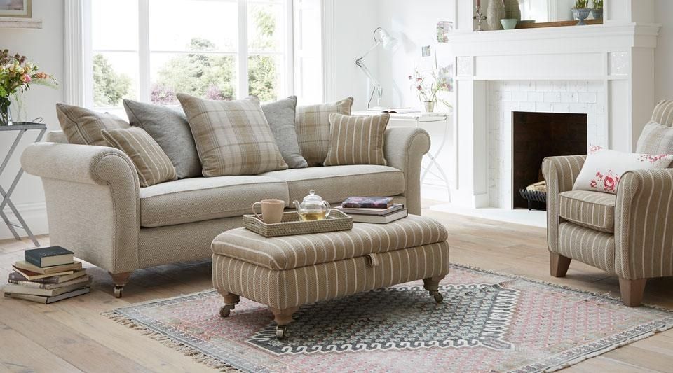 Featured Photo of 2024 Best of Country Style Sofas