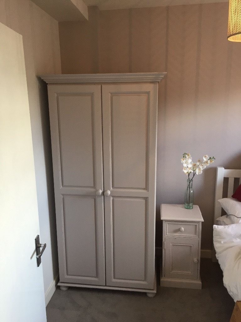 Farrow And Ball Painted Wardrobes In Popular Gorgeous Pine Bedroom Wardrobe And Side Table Set – Painted In (View 4 of 15)