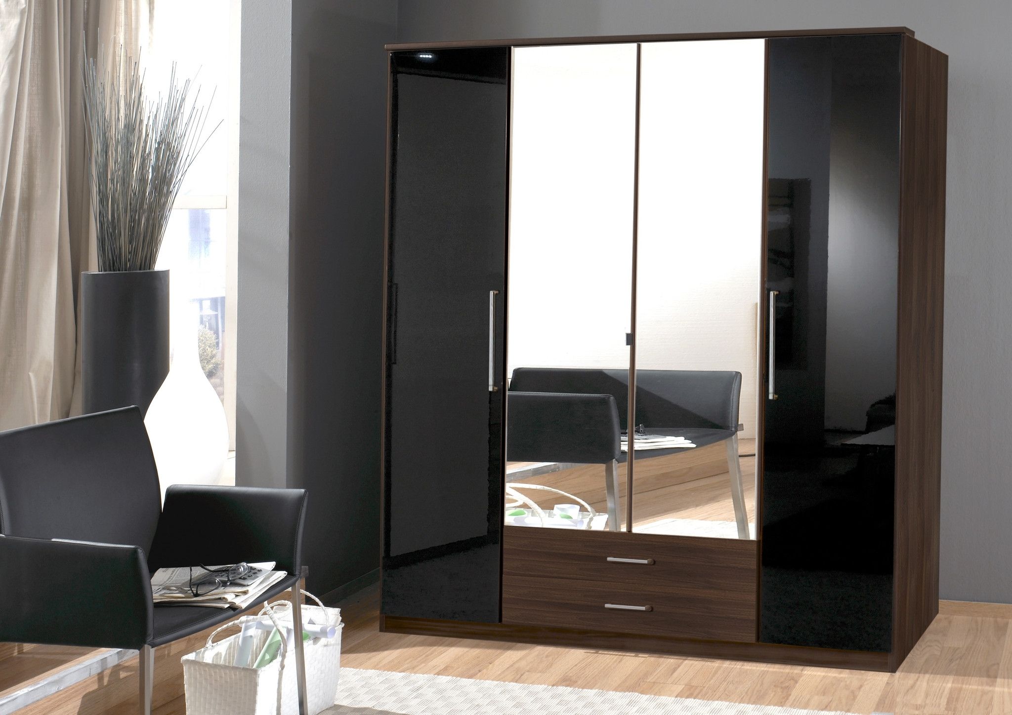 High Gloss Black Wardrobes Throughout Most Recent White High Gloss Sliding Wardrobe Doors Black Wardrobes That Can (View 7 of 15)