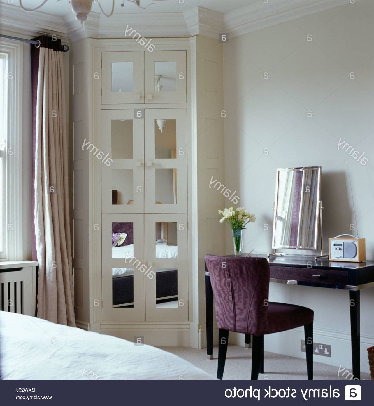 Mirrored Glass Panels In Fitted Corner Wardrobe In Bedroom With With Regard To Well Liked Mirrored Corner Wardrobes (View 10 of 15)