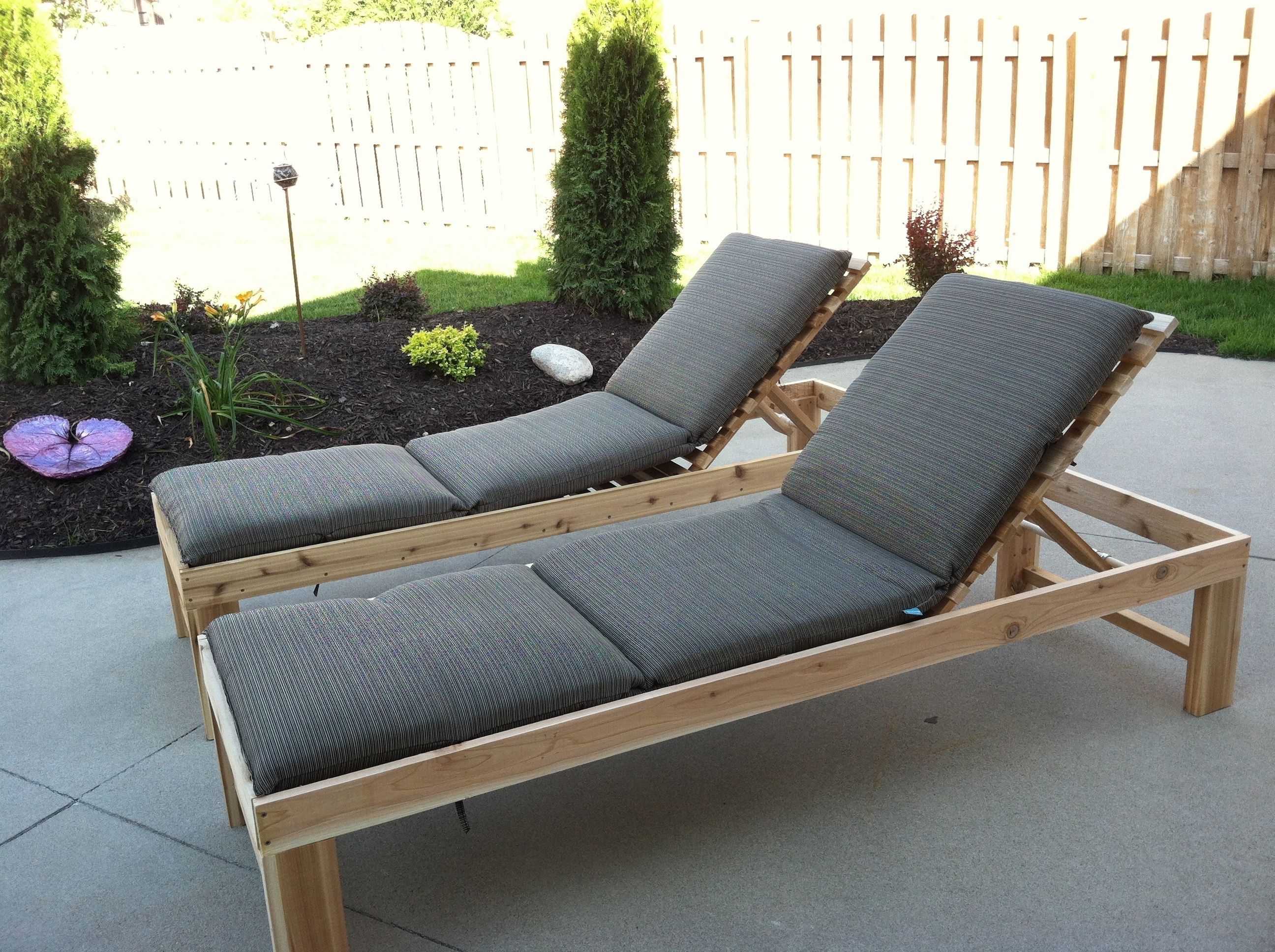 Most Up To Date Modern Outdoor Chaise Lounge Chairs Inside Outdoor: Chic Chaise Lounge Outdoor For Outdoor Furniture Ideas (View 6 of 15)