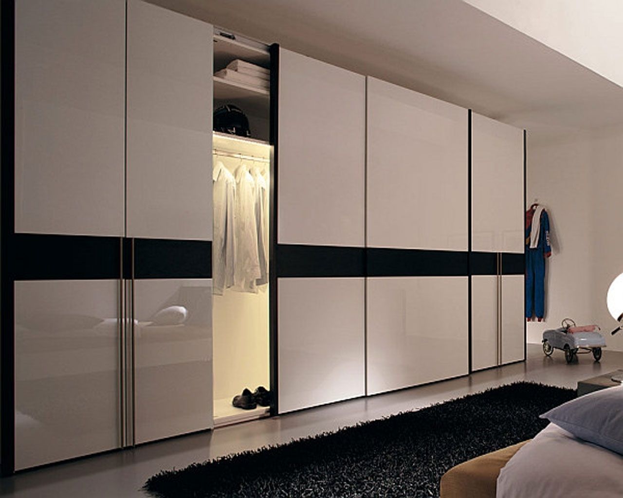 Most Up To Date Terrific Bedroom Wardrobes With Sliding Doors Images Inspiration With Bedroom Wardrobes (Photo 14 of 15)