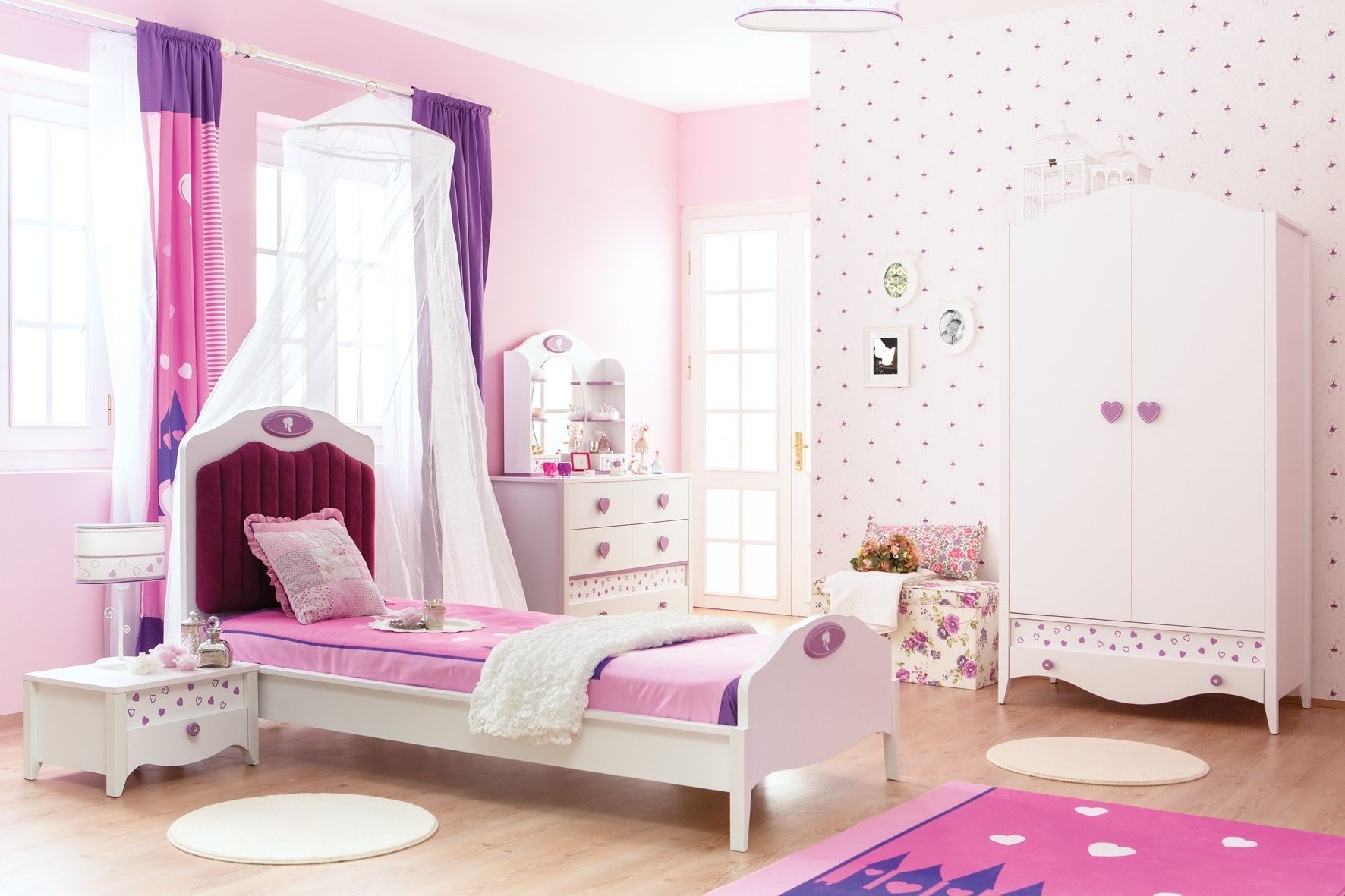 Newjoy Princess Girl's Bedroom Furniture Set With Regard To 2018 The Princess Wardrobes (View 10 of 11)