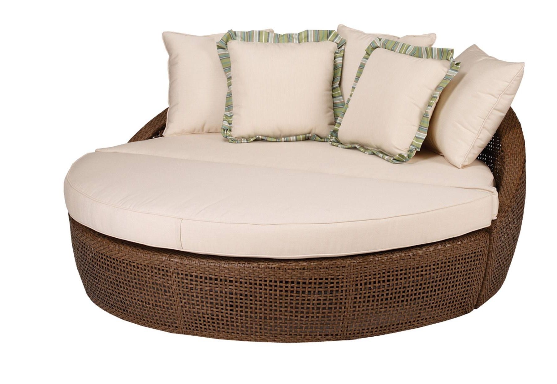 Oversized Indoor Chaise Lounges In Recent Indoor Lounge Furniture – Myfavoriteheadache (Photo 13 of 15)