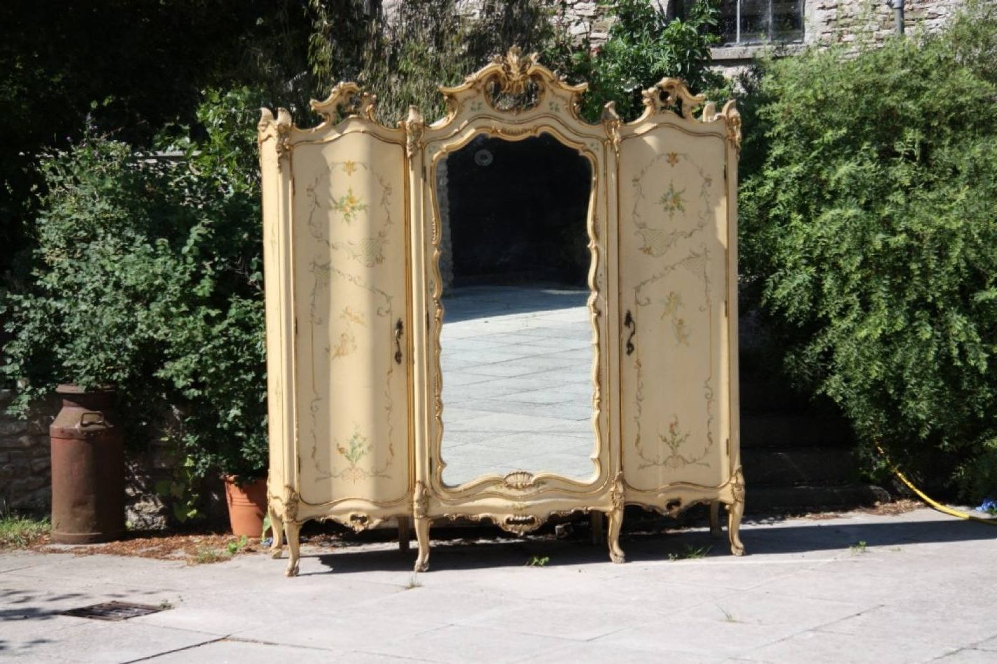 Painted And Gilded Very Ornate Italian Bed With Low Foot End ; And For Fashionable Ornate Wardrobes (View 7 of 15)