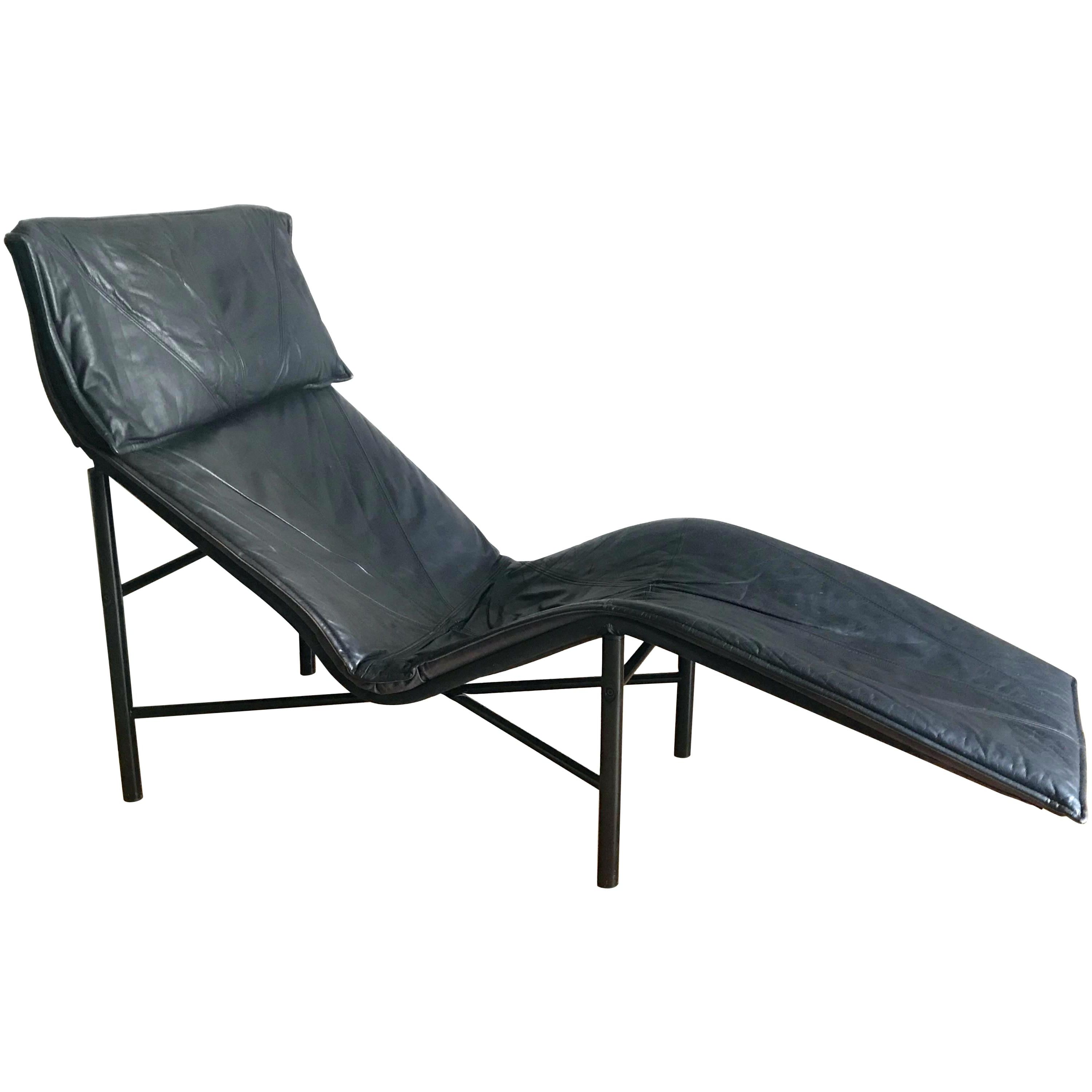 Preferred Chaise Chairs For Sale – Alexwomack Inside Adelaide Chaise Lounge Chairs (View 14 of 15)