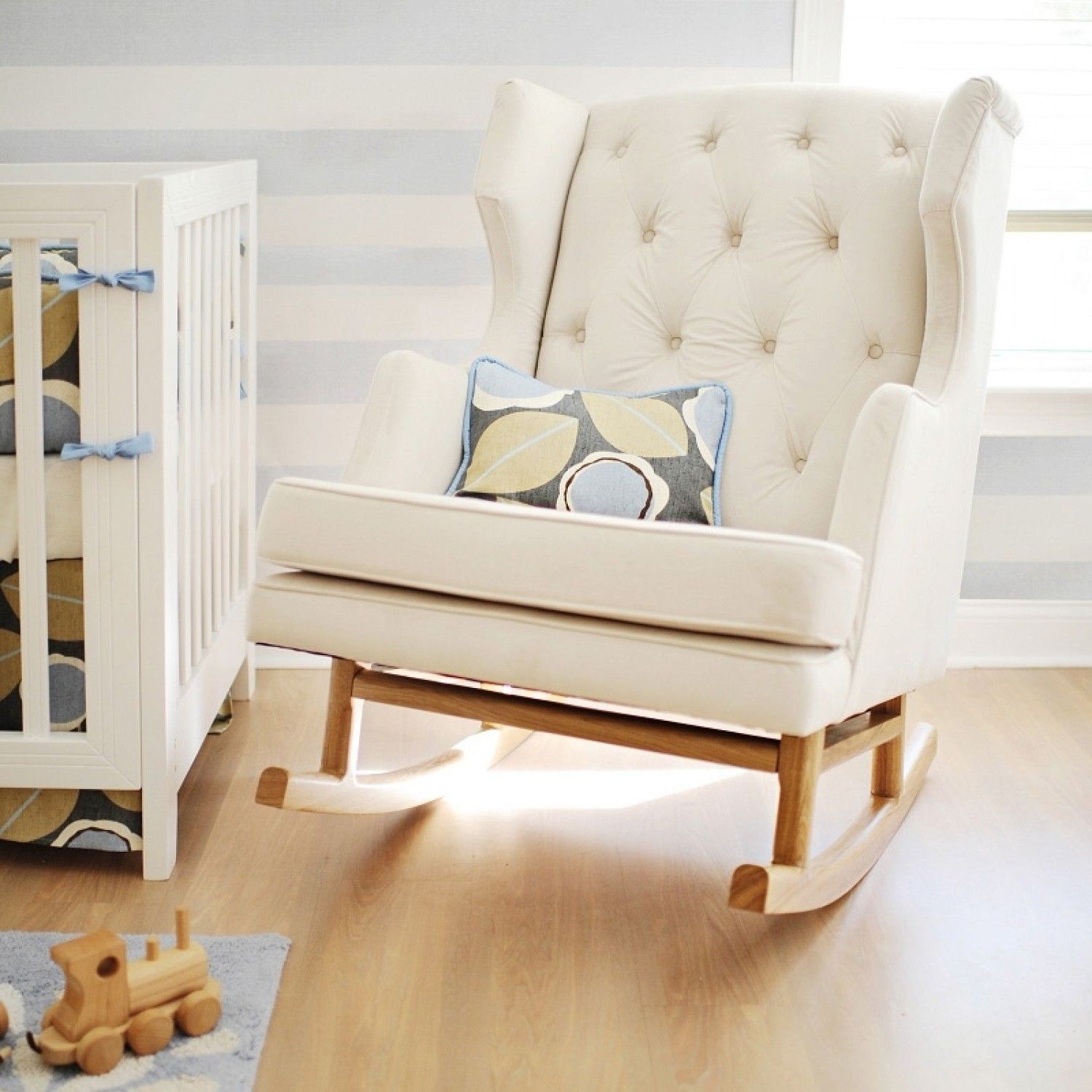 Current The Best Oversized Rocking Chair – Http://www.antwandavis/the With Rocking Chairs For Nursery (Photo 2 of 15)