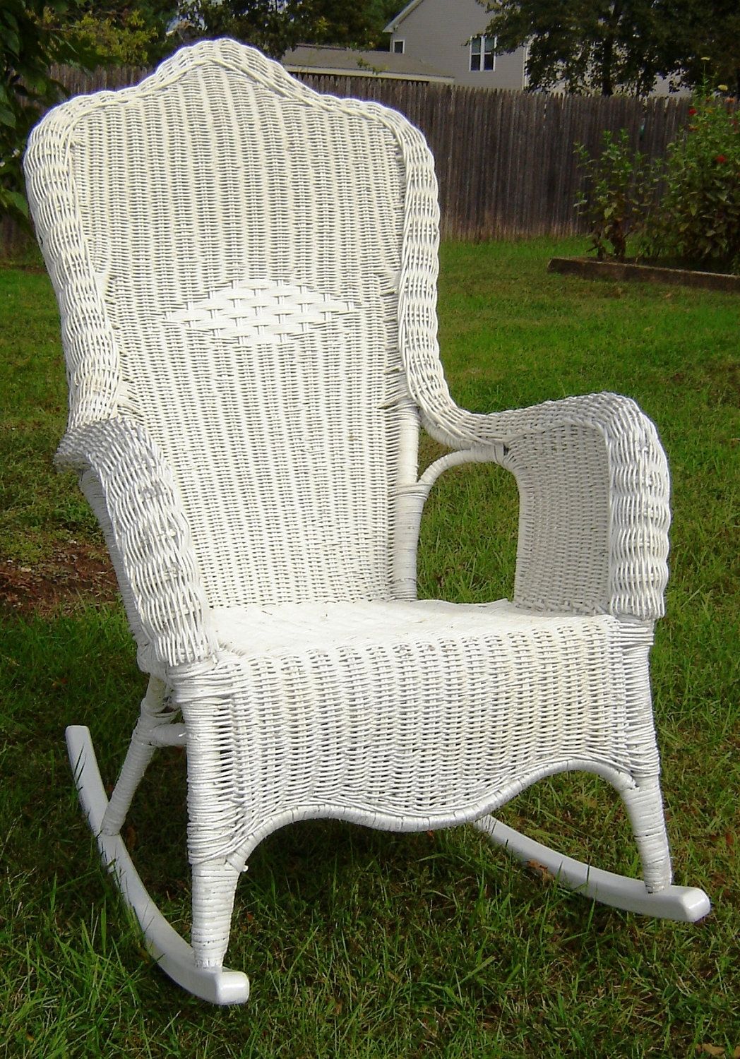 Featured Photo of 15 The Best Vintage Wicker Rocking Chairs
