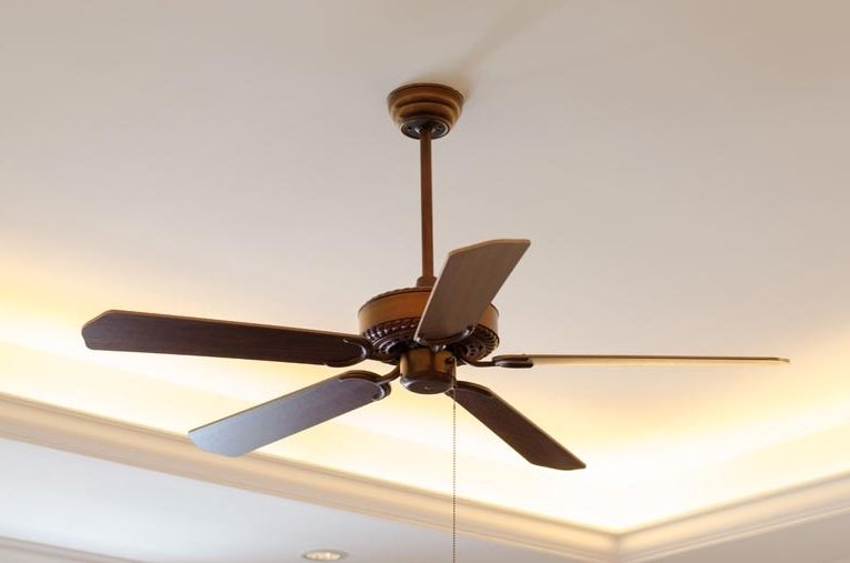 Outdoor Ceiling Fan No Electricity Within Famous Ceiling Fans Buying Guide (View 15 of 15)