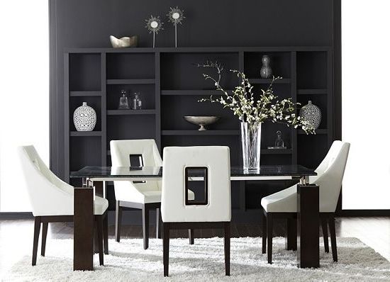 Black And White Is A Classic Color Combination (View 8 of 20)