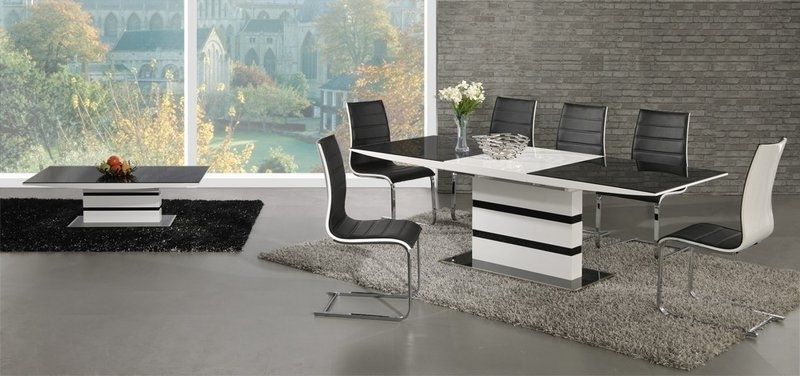 Black Glass Extending Dining Tables 6 Chairs Throughout Most Popular White High Gloss Black Glass Extending Dining Table And 6 Chairs (View 9 of 20)