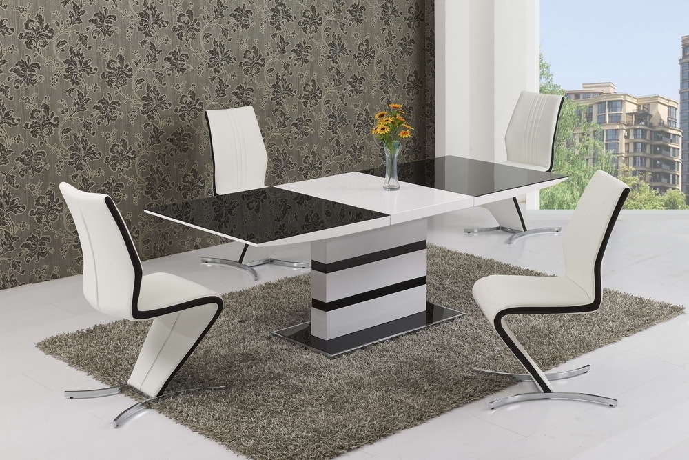 Black Glass White High Gloss Extendable Dining Table And 8 Chairs Pertaining To Newest Extendable Dining Tables With 8 Seats (Photo 12 of 20)