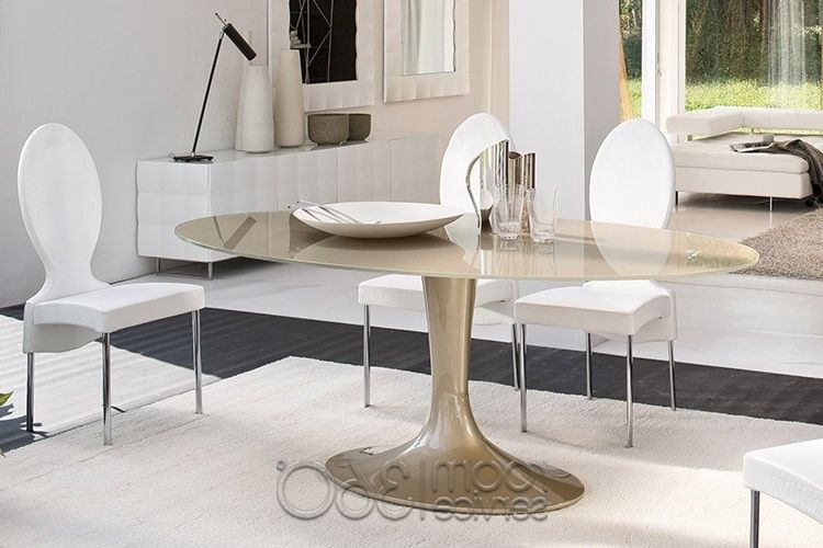 Imperial Oval Glass Dining Tabletonin Casa (View 18 of 20)