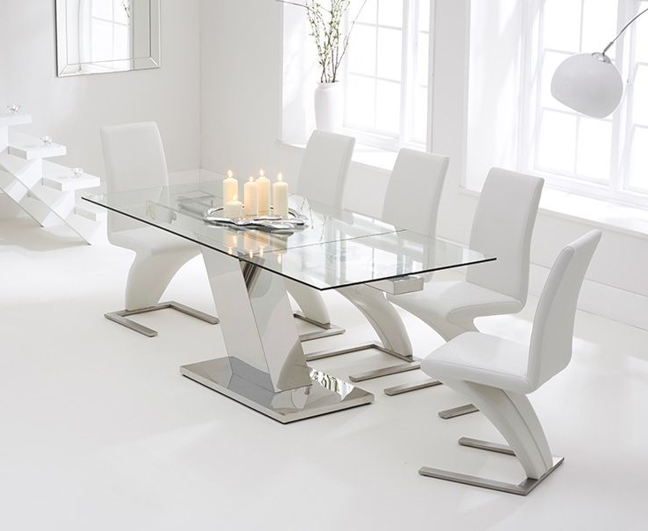 Luna 140cm Extending Glass Dining Table With Hampstead Z Chairs Pertaining To Well Liked Extendable Glass Dining Tables (View 12 of 20)