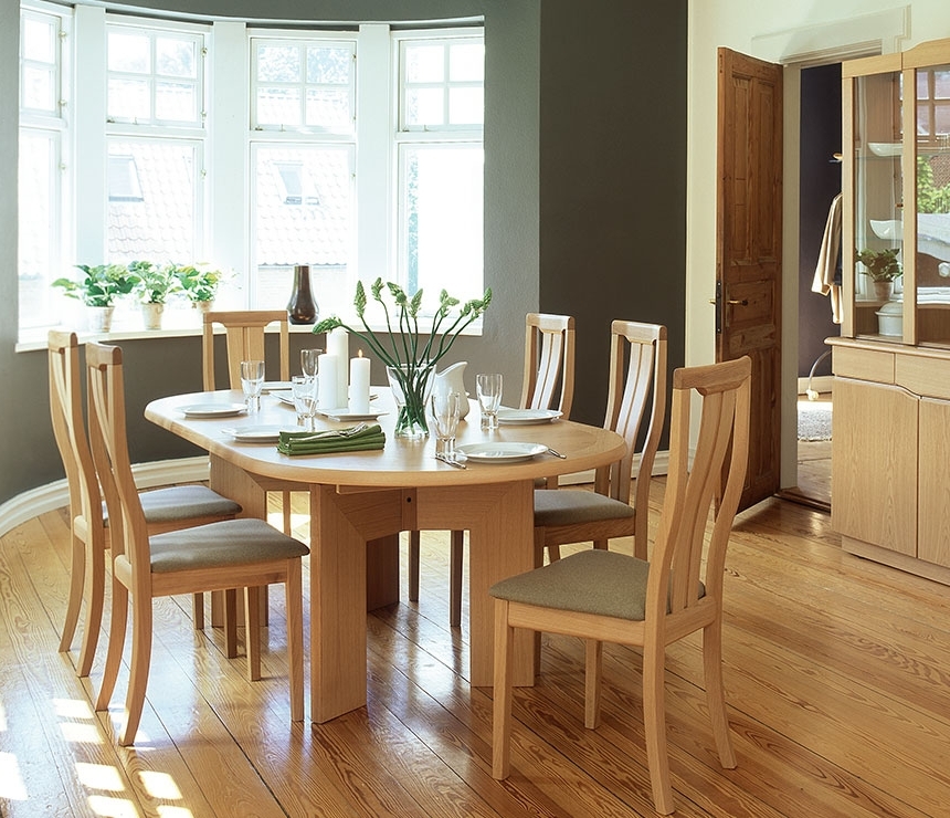 Most Up To Date Beech Dining Tables And Chairs For Contemporary Dining Table A114 (Photo 1 of 20)