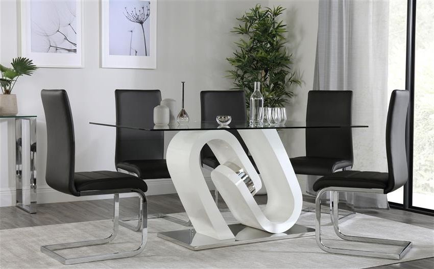 Perth Glass Dining Tables For Trendy Quant White High Gloss And Glass Dining Table With 4 Perth Black (View 18 of 20)