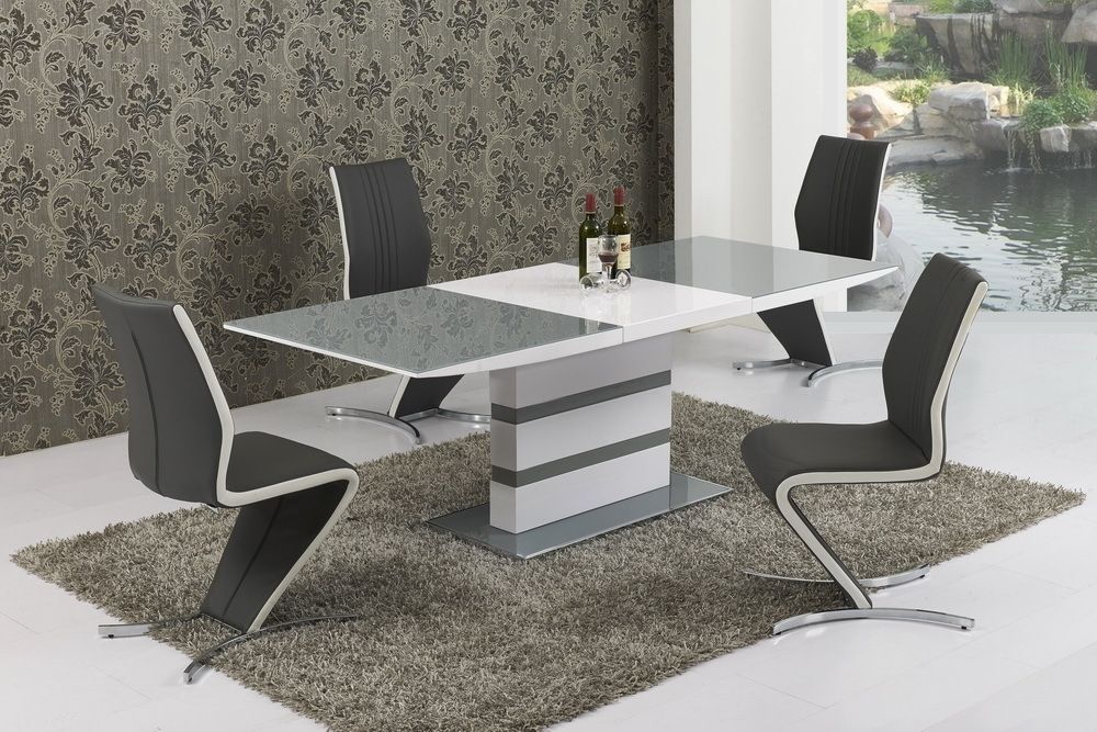 Popular Grey Gloss Dining Tables Regarding Small Extending Grey Glass High Gloss Dining Table And 4 Chairs Set (View 8 of 20)
