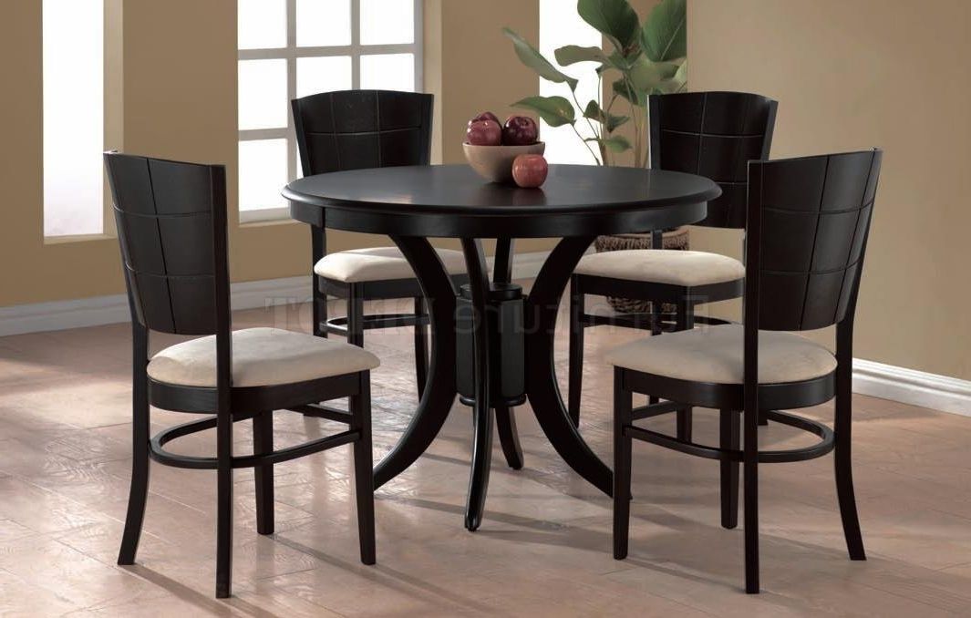 Well Known Black Round Dining Table Set – Castrophotos Inside Black Circular Dining Tables (View 6 of 20)