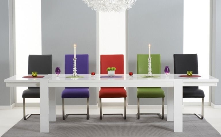 Well Liked White High Gloss Dining Tables And Chairs Throughout High Gloss Dining Table Sets (View 6 of 20)