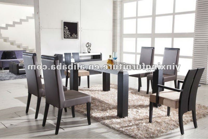 Widely Used Modern Black Glass Dining Table With Wooden Legs Yg108 Shop For Sale Throughout Glass Dining Tables With Wooden Legs (Photo 15 of 20)