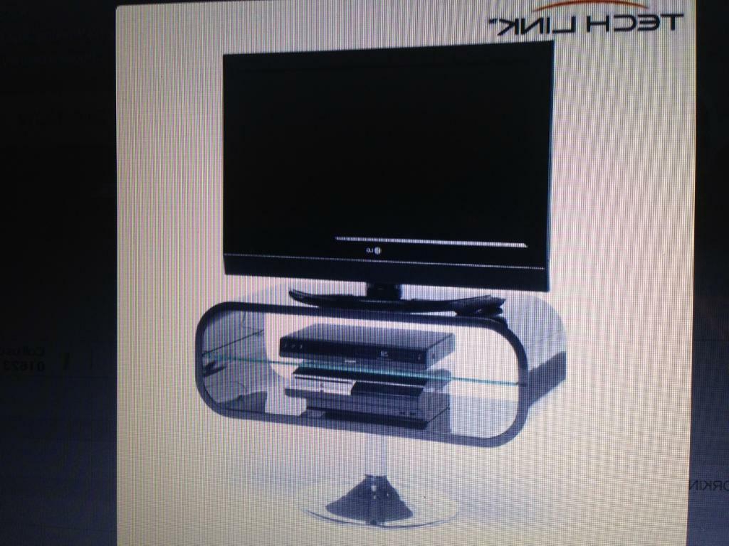 2017 Tv Stand. Techlink Opod Gloss Black (Photo 7 of 20)