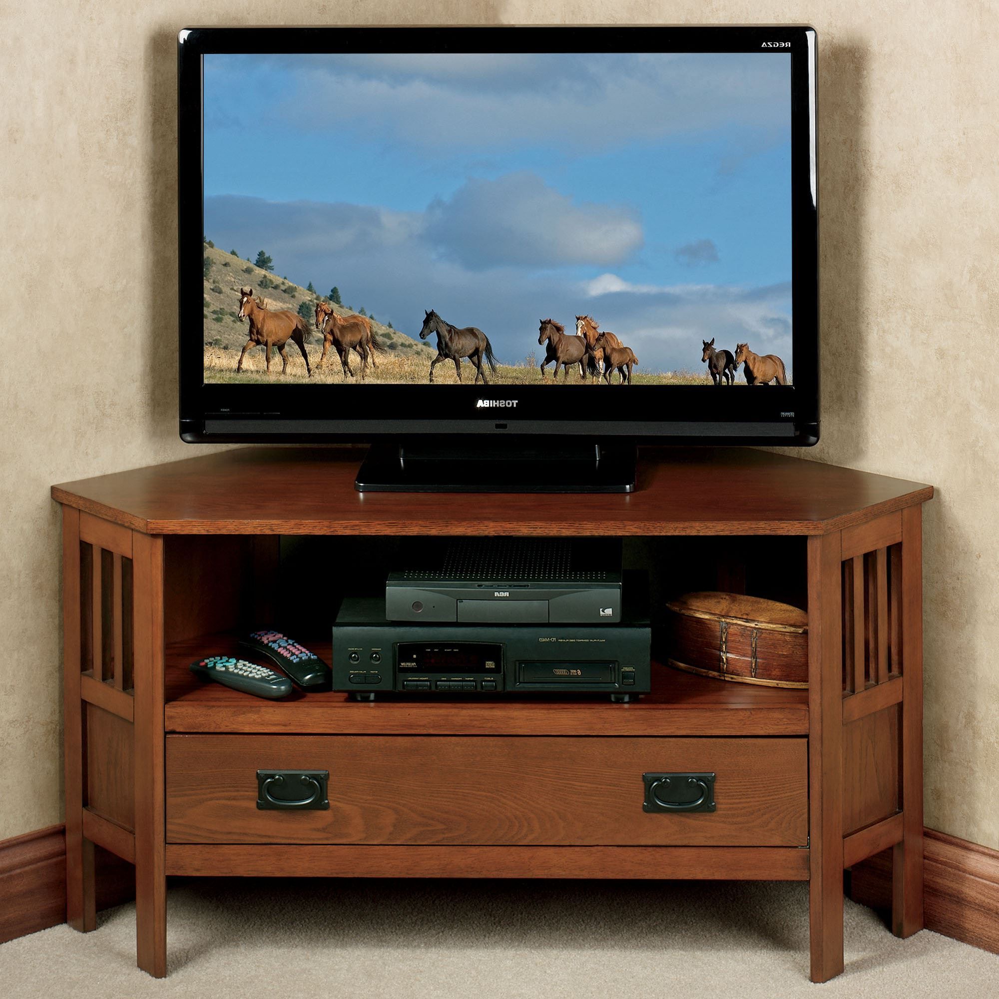 Featured Photo of 20 Best Wooden Tv Stands for 55 Inch Flat Screen