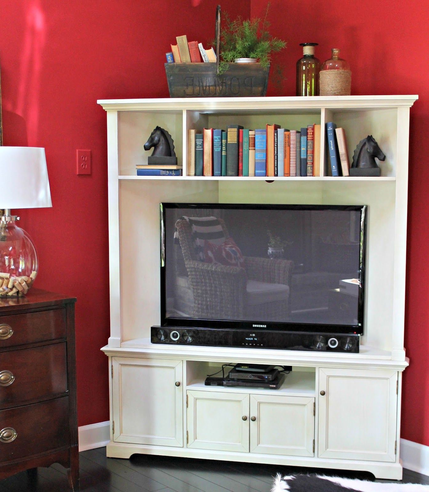 Corner Tv Cabinets, Corner Media Intended For Newest Corner Tv Cabinets With Hutch (View 2 of 20)