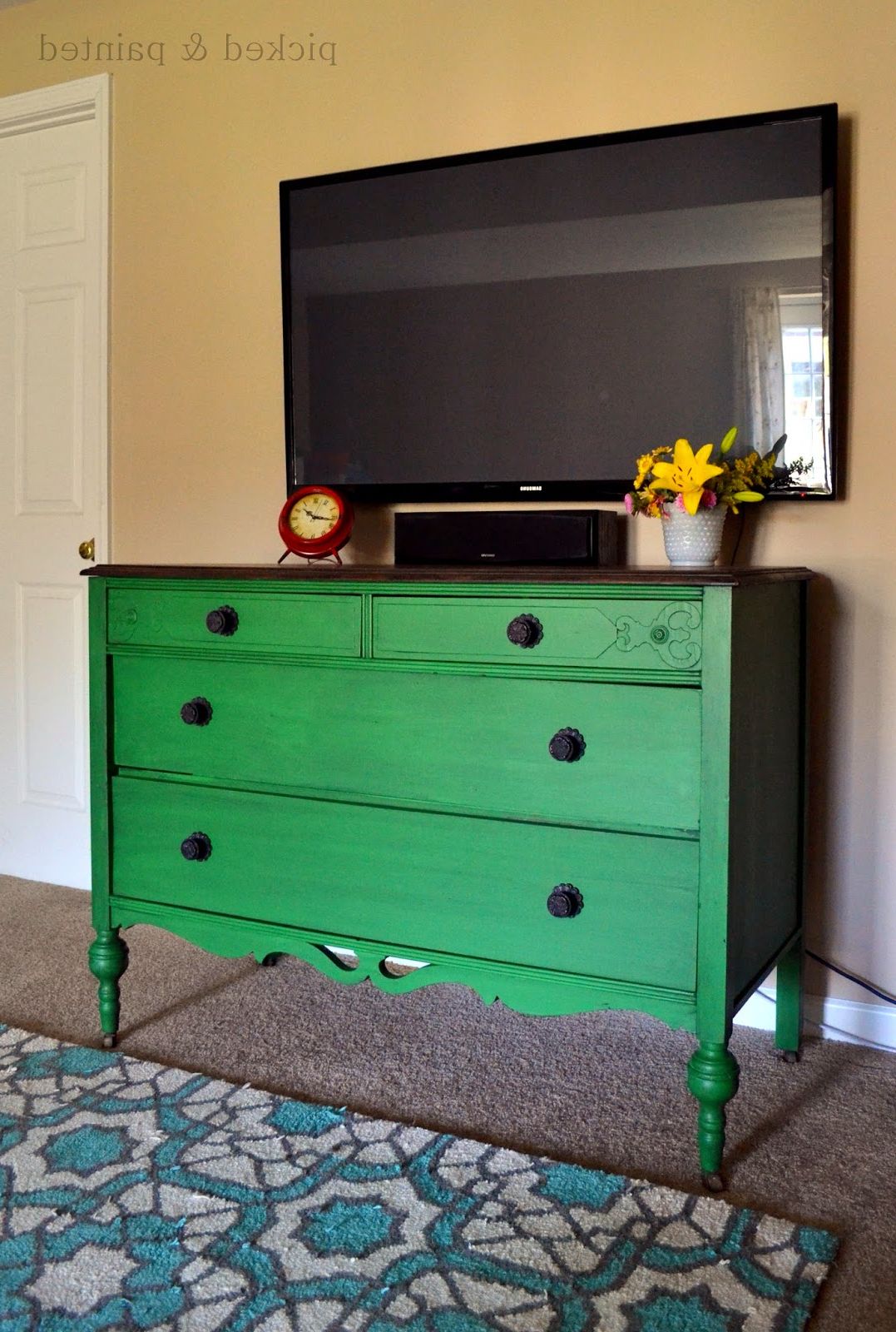 Costco Tv Stand For Flat Screen 70 Inch Stands Distressed Green Inside Most Recent Green Tv Stands (Photo 6 of 20)