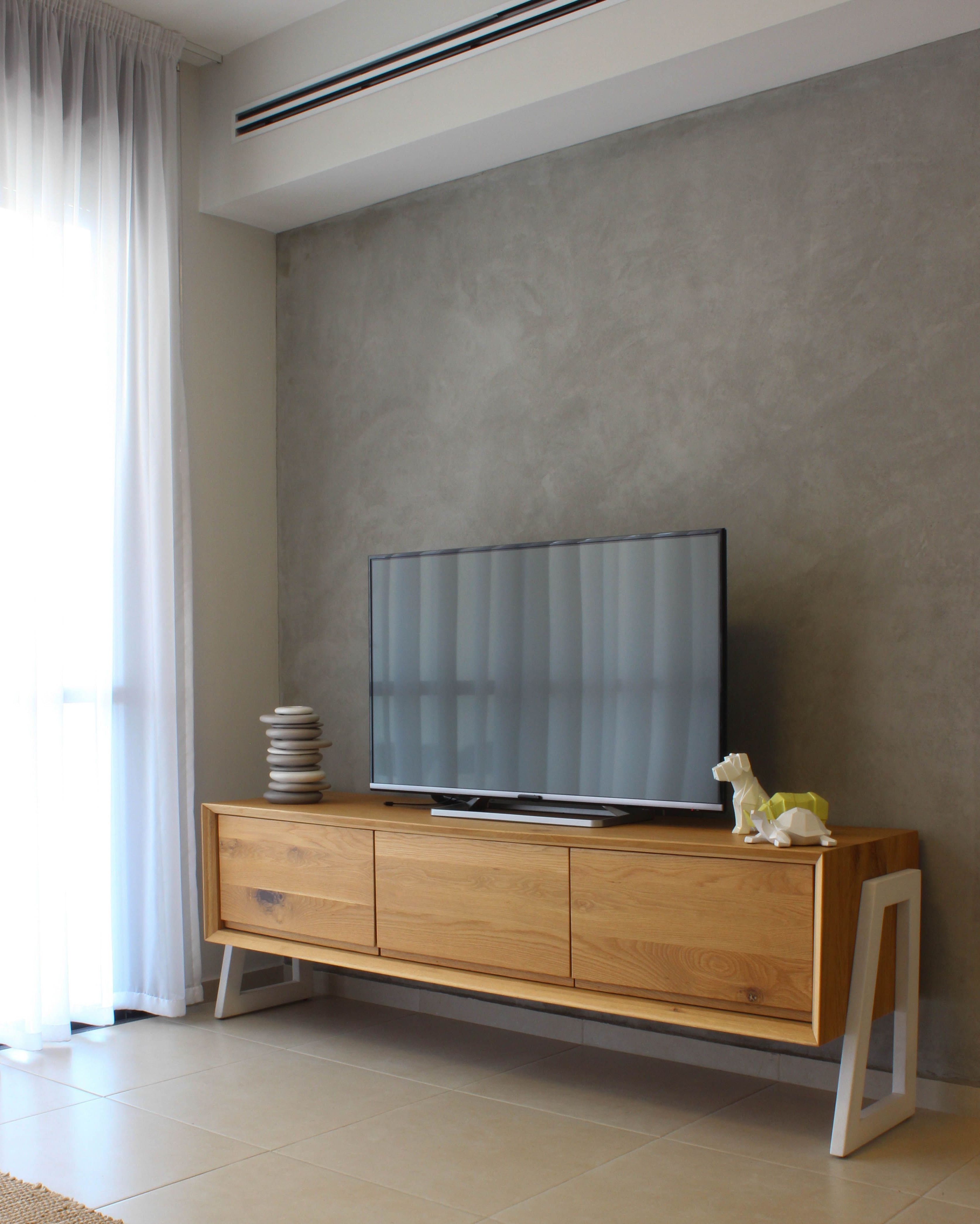 פרוייקטים Pertaining To Oak Tv Cabinets (Photo 9 of 20)