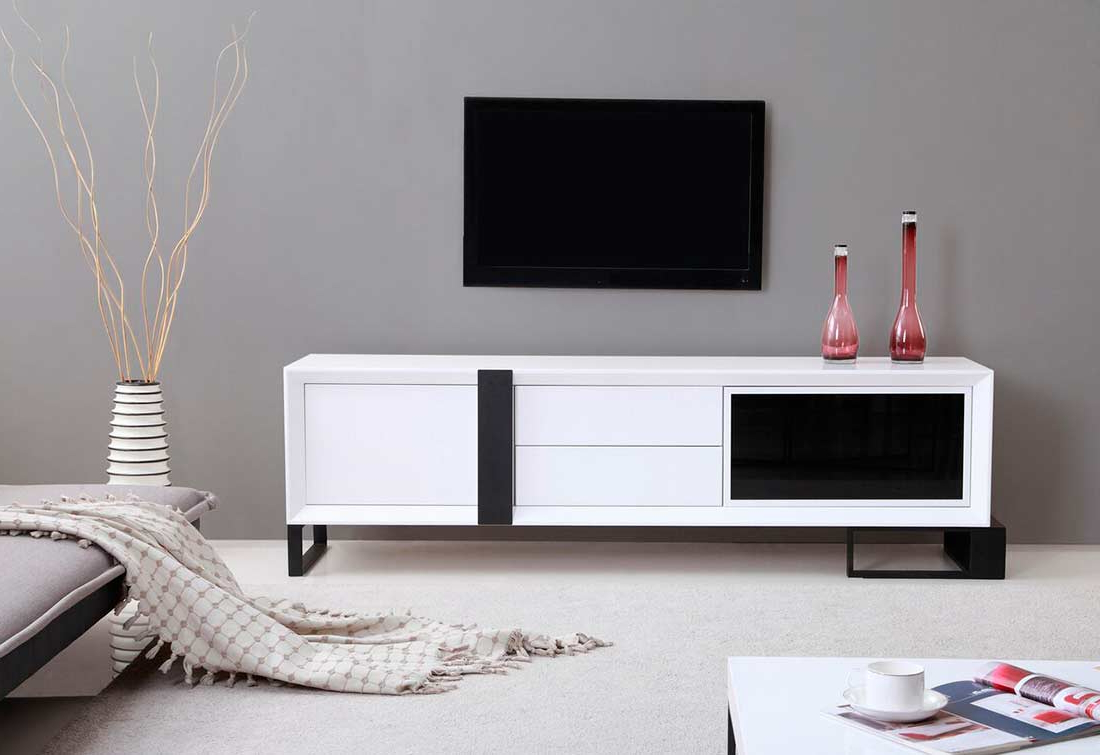 Newest Modern White Tv Stands Throughout Extra Long Modern White Tv Stand Bm 36 (Photo 19 of 20)