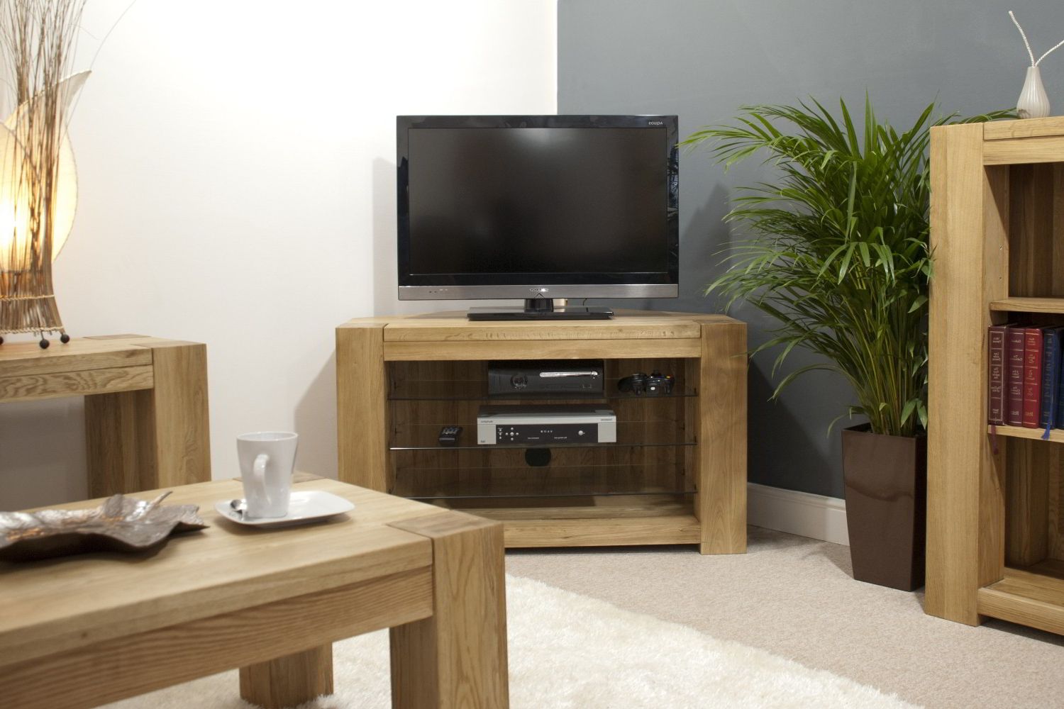 Pemberton Solid Oak Living Room Furniture Corner Television Cabinet Throughout Well Known Tv Cabinets Corner Units (Photo 9 of 20)