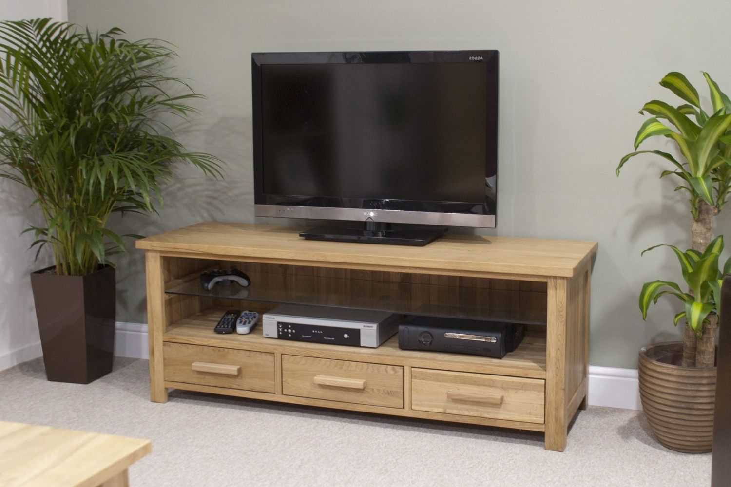 Well Liked Contemporary Oak Tv Cabinets For Eton Solid Oak Living Room Furniture Widescreen Tv Cabinet Stand (View 5 of 20)