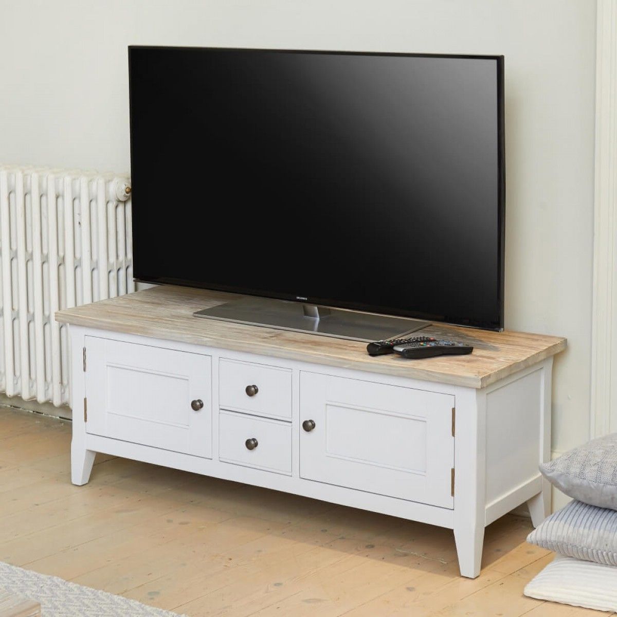 Well Liked Grey Tv Stands Regarding Tv Stands – Signature Grey Tv Stand Cff09abaumhaus (View 18 of 20)