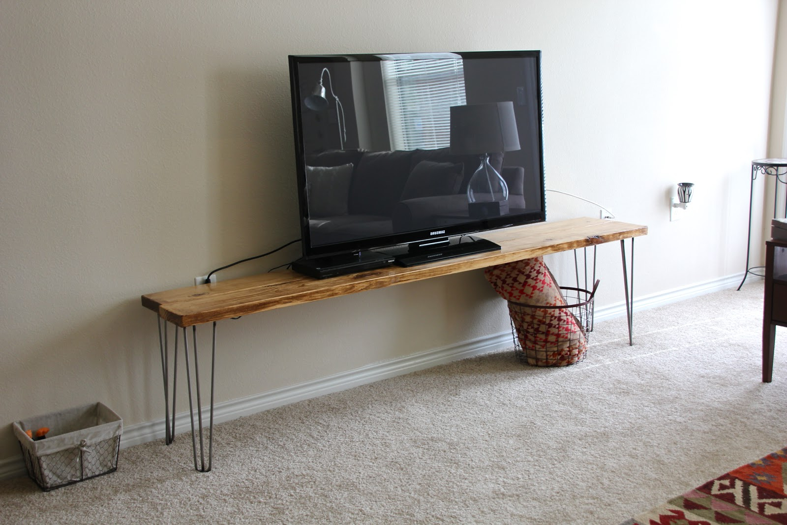 Featured Photo of 20 Collection of Bench Tv Stands