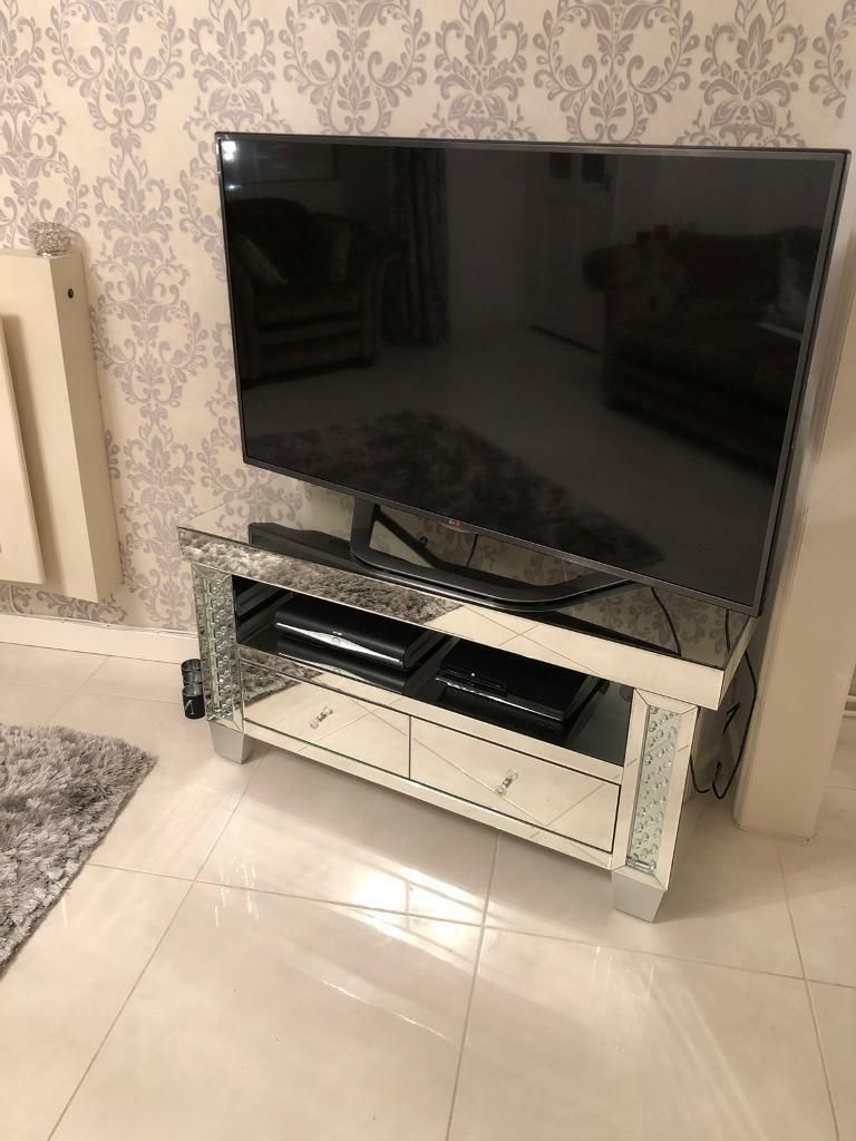 Gumtree In Fitzgerald Mirrored Tv Stands (View 25 of 25)