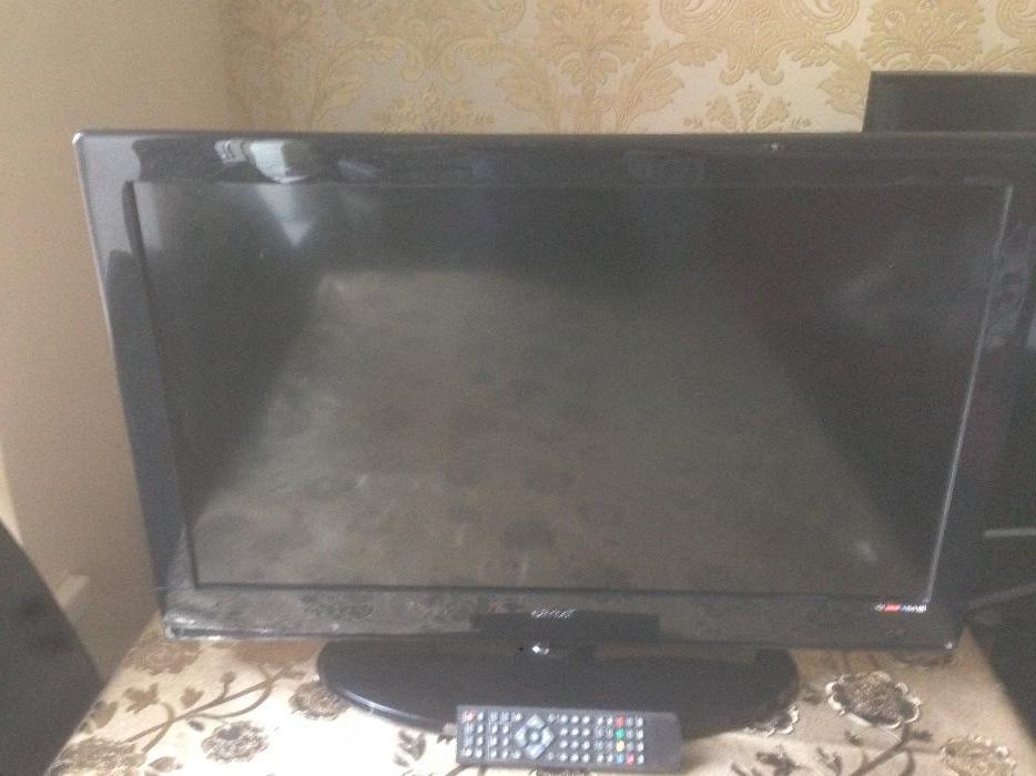 Widely Used 32 Inch Technika Lcd Tv Hd Ready Freeview Model Lcd3256g70 Intended For Casey May Tv Stands For Tvs Up To 70" (Photo 14 of 25)