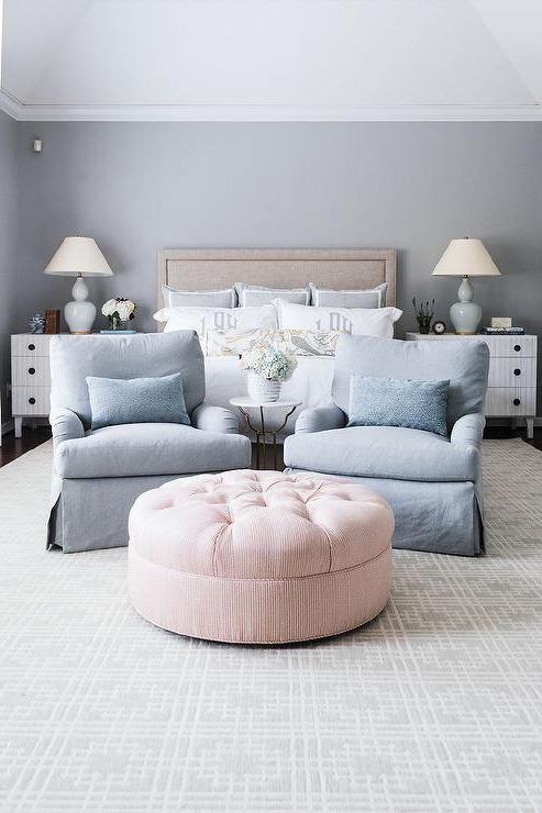 Trendy Geometric Gray Ottomans Intended For Blue Chairs At Pink Ottoman On Gray Geometric Rug – Transitional – Bedroom (View 10 of 10)