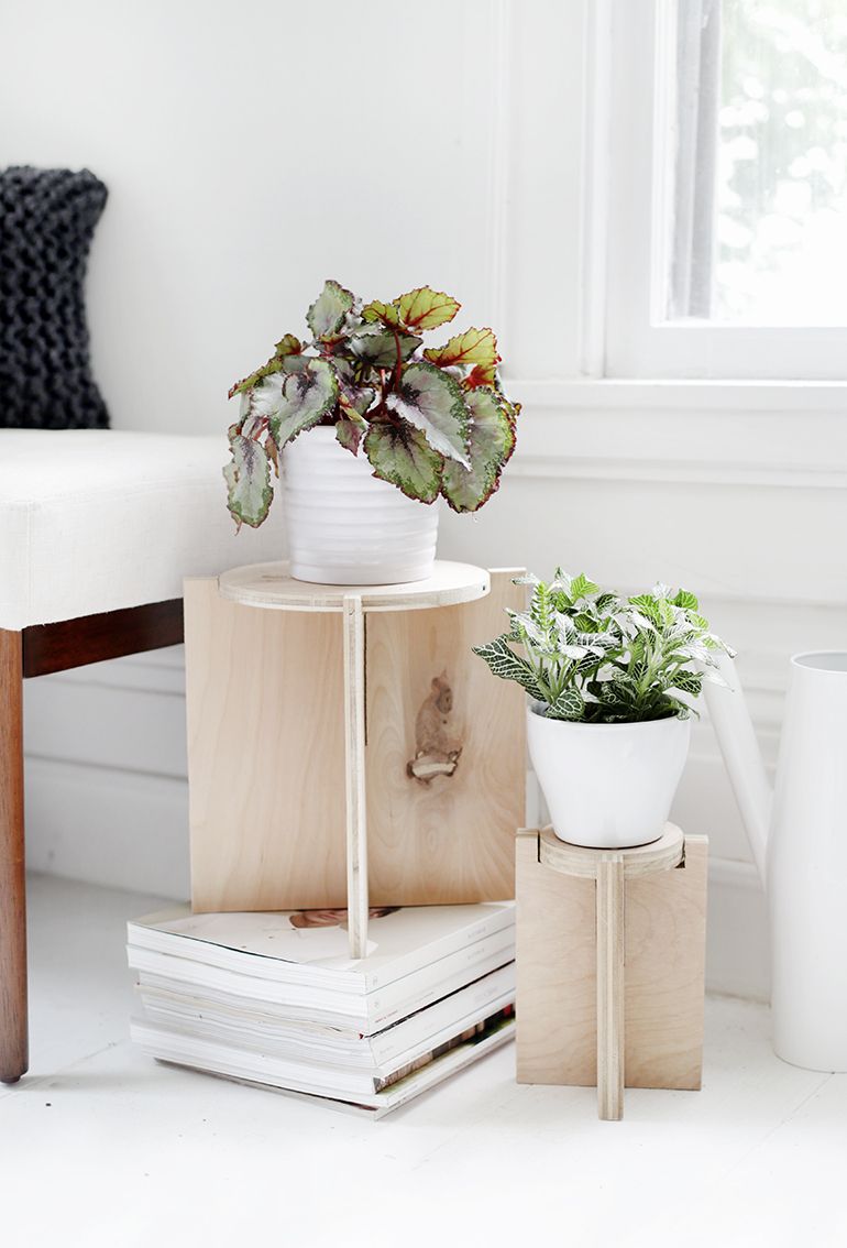 Particle Board Plant Stands Throughout Most Recently Released Diy Wooden Plant Stand – The Merrythought (View 10 of 10)
