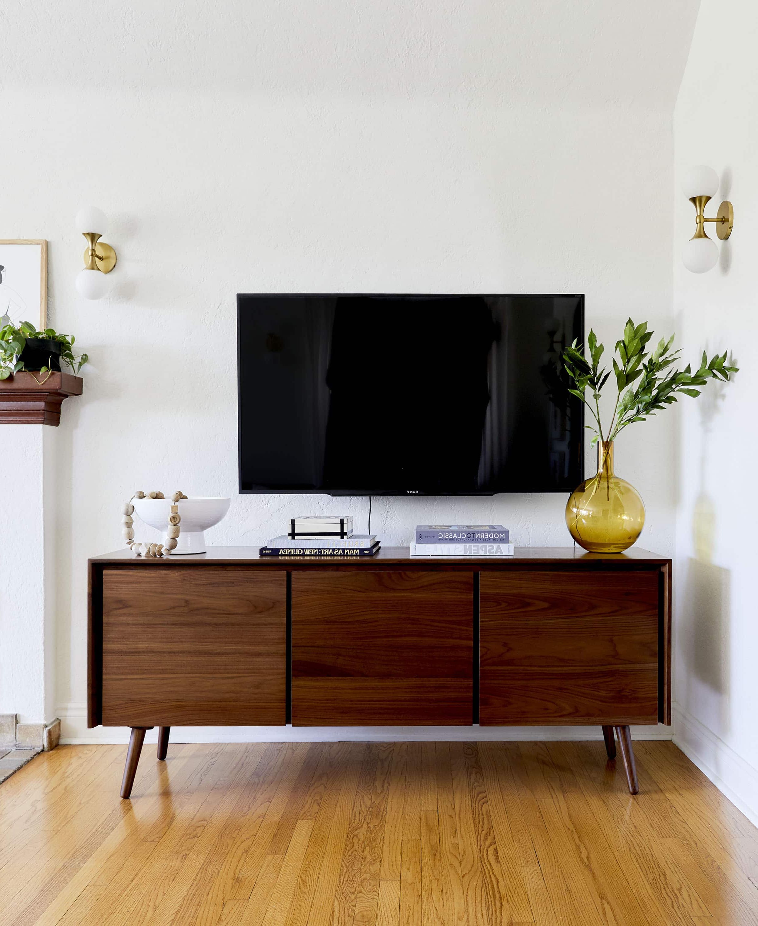 Credenzas For Living Room In Best And Newest 4 Ways To Style That Credenza For "real Life" + Shop Our Favorite Credenzas  – Emily Henderson (View 5 of 10)