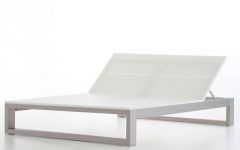 Contemporary Outdoor Chaise Lounge Chairs